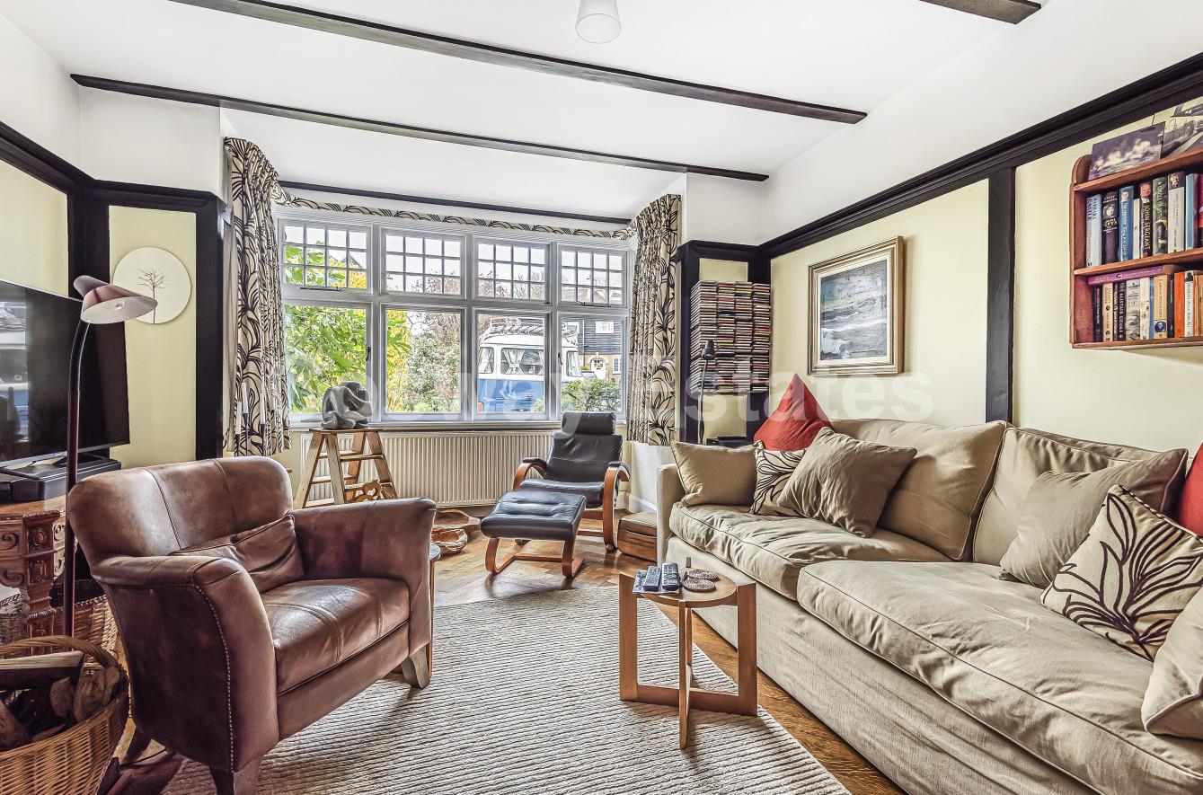 Newcombe Park, Mill Hill